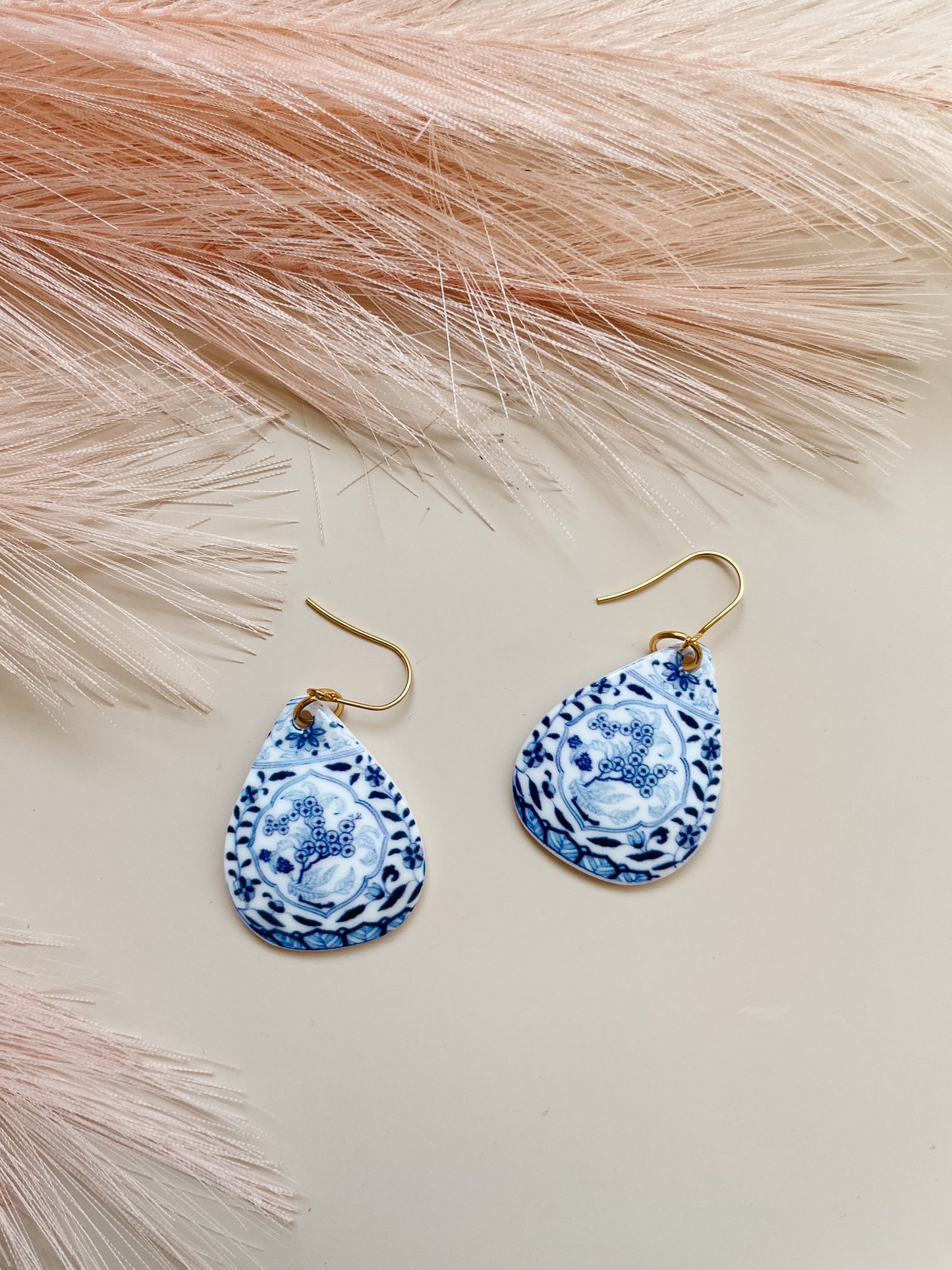 Porcelain China Drops